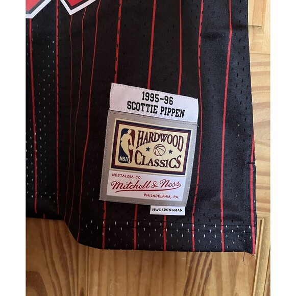 Mitchell & Ness NBA Swingman Bulls Scottie Pippen Alternate Jersey 95-96 Sz 2XL - Picture 5 of 11